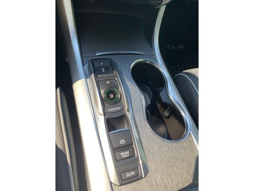 Photo 5 of 7 of 2019 Acura TLX A-Spec