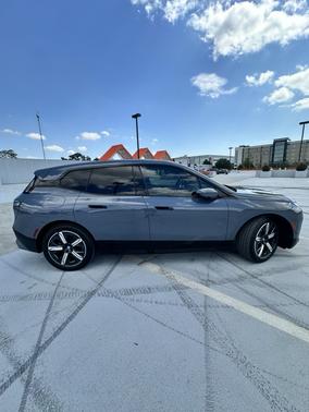 2023 BMW iX xDrive50