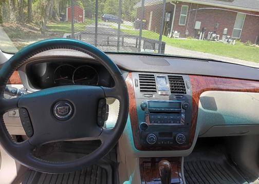 Gray 2007 Cadillac DTS Base