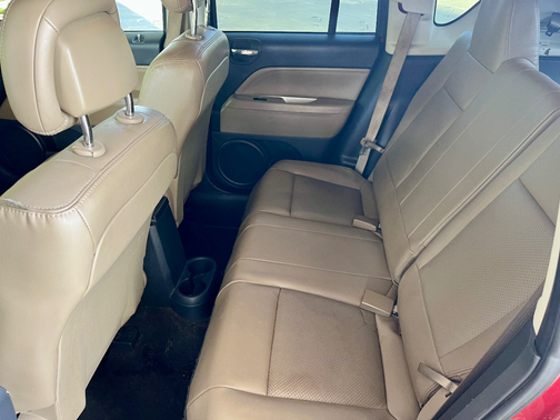 Red 2014 Jeep Compass High Altitude