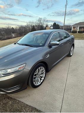 2013 Ford Taurus Limited