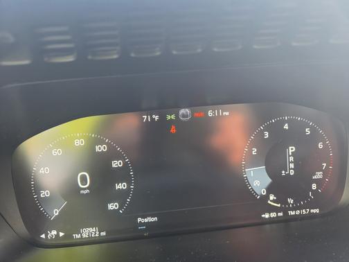 Gray 2016 Volvo XC90 T6 Momentum