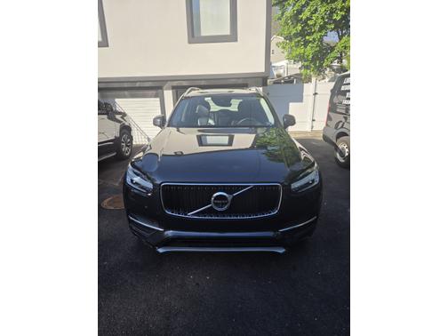 Gray 2016 Volvo XC90 T6 Momentum