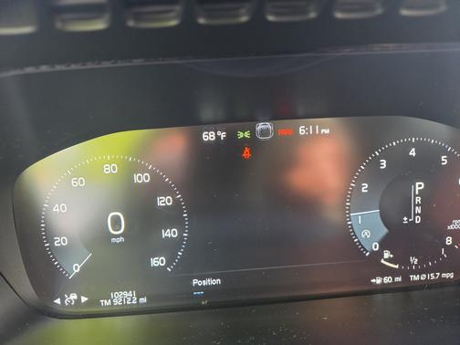 Gray 2016 Volvo XC90 T6 Momentum