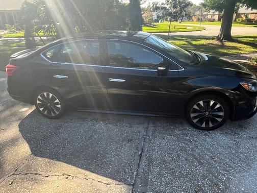 Black 2016 Nissan Sentra SR