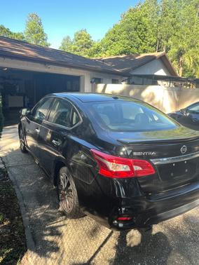 Black 2016 Nissan Sentra SR