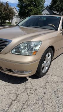 Gold 2004 Lexus LS 430 Base