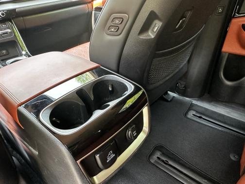 2024 Kia Carnival SX