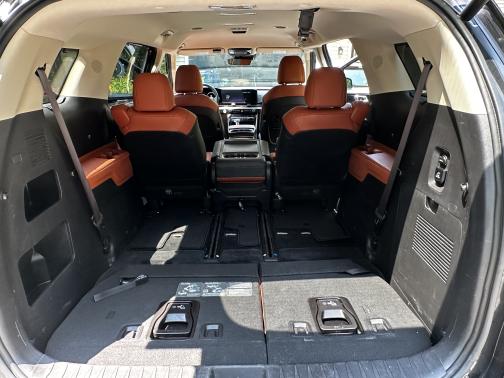 2024 Kia Carnival SX