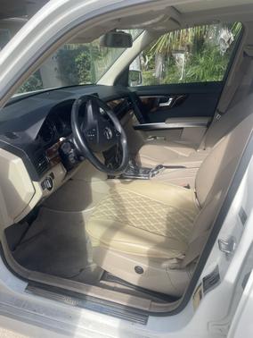 White 2012 Mercedes-Benz GLK-Class GLK 350