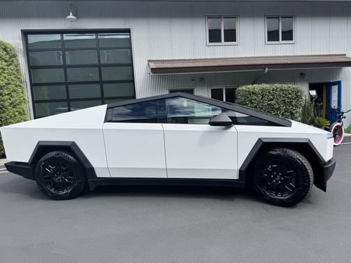 White 2024 Tesla Cybertruck AWD