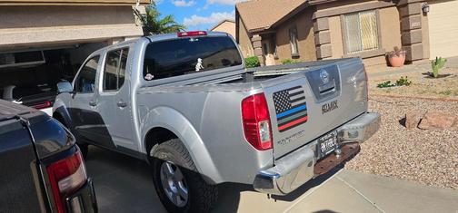 Silver 2006 Nissan Frontier SE Crew Cab
