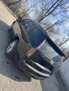2023 Cadillac Escalade Sport