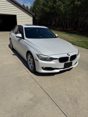White 2014 BMW 320 i xDrive