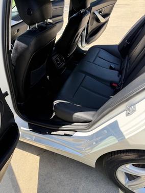 White 2014 BMW 320 i xDrive