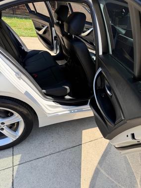 White 2014 BMW 320 i xDrive