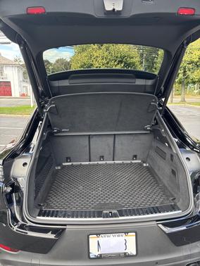 2023 Porsche Cayenne Cayenne S Platinum Edition
