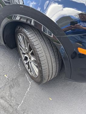 2023 Porsche Cayenne Cayenne S Platinum Edition