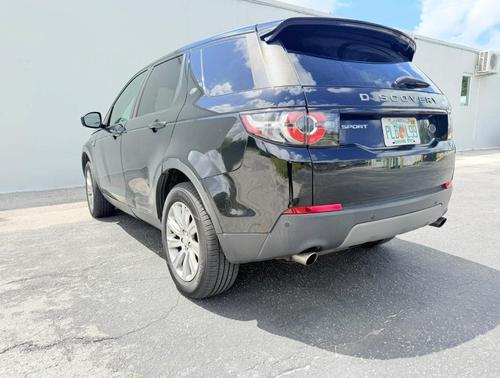 Black 2016 Land Rover Discovery Sport SE