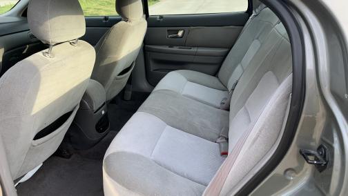 Photo 4 of 6 of 2001 Mercury Sable GS