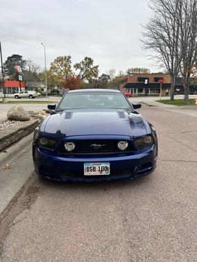 Blue 2013 Ford Mustang GT Premium
