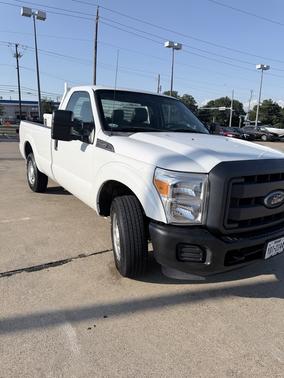White 2015 Ford F-250 XL