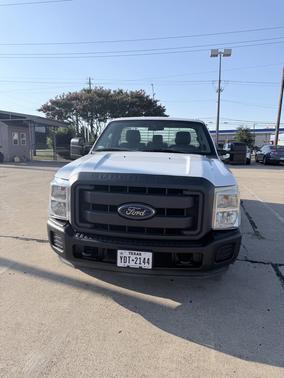 White 2015 Ford F-250 XL