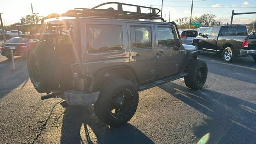 2016 Jeep Wrangler Unlimited Sahara