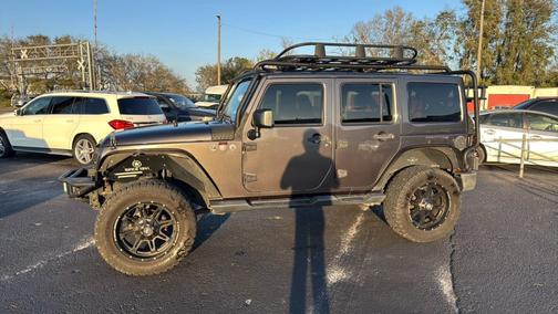 2016 Jeep Wrangler Unlimited Sahara