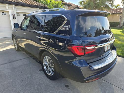 2020 INFINITI QX80 LUXE