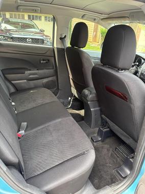 Blue 2013 Mitsubishi Outlander Sport SE
