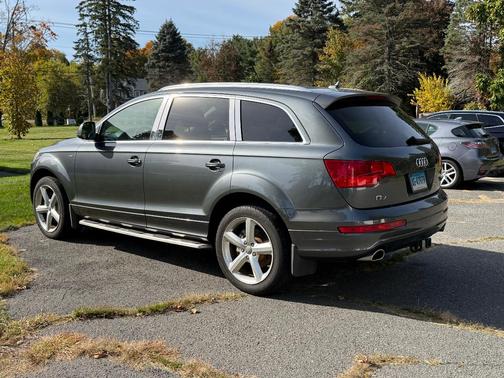 Gray 2008 Audi Q7 3.6 Premium