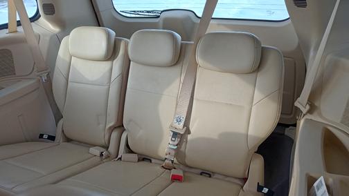 2010 Chrysler Town & Country New Limited