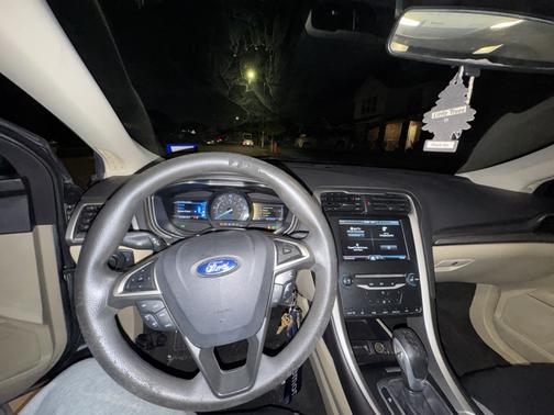 Gray 2015 Ford Fusion Hybrid SE
