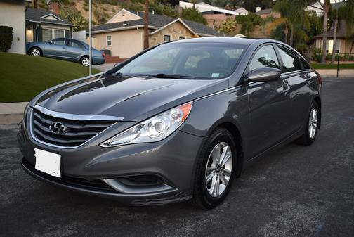 2011 Hyundai SONATA GLS