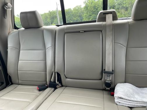 2010 Ford F-250 Lariat Super Duty Crew Cab