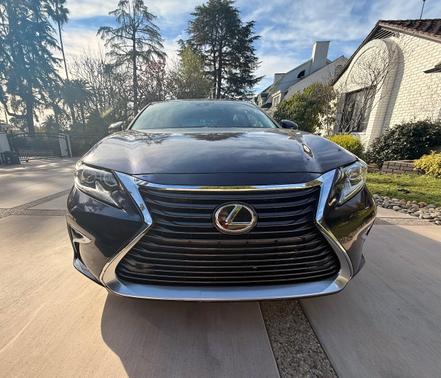2018 Lexus ES 350 Base