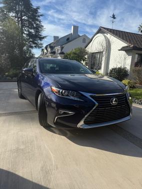 2018 Lexus ES 350 Base