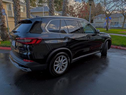 2022 BMW X5 PHEV xDrive45e