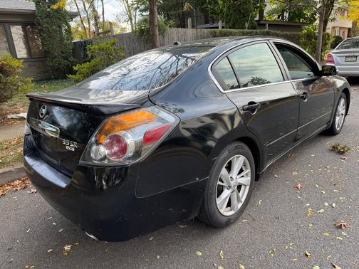 2011 Nissan Altima 3.5 SR
