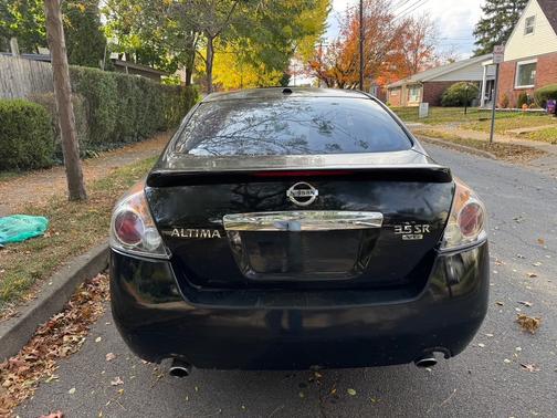 2011 Nissan Altima 3.5 SR