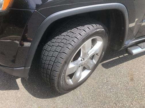 2012 Jeep Grand Cherokee Overland