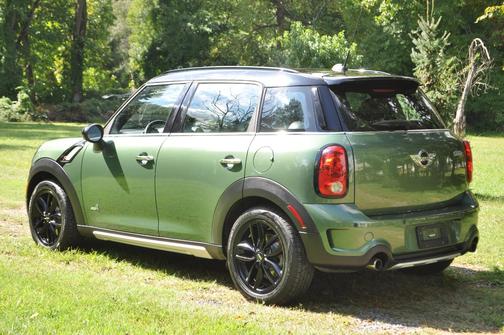 Green 2016 MINI Countryman Cooper S ALL4