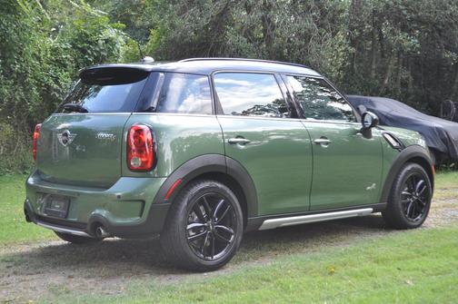 Green 2016 MINI Countryman Cooper S ALL4