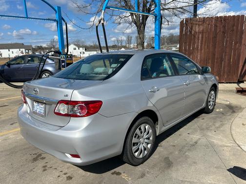 2012 Toyota Corolla LE
