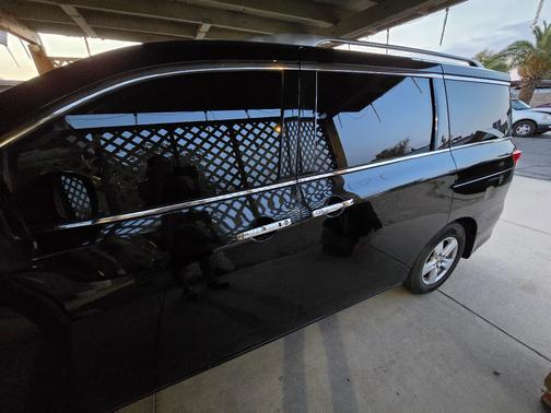 Black 2016 Nissan Quest SV