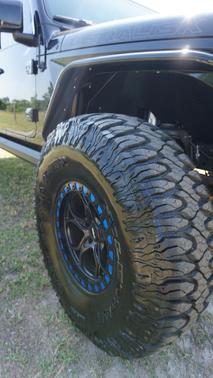 Black 2021 Jeep Gladiator High Altitude