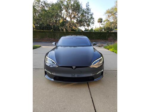 2022 Tesla Model S Plaid