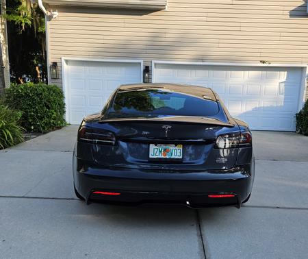 2022 Tesla Model S Plaid
