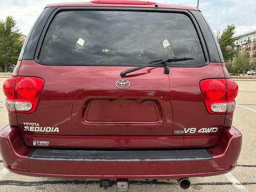 Red 2006 Toyota Sequoia SR5